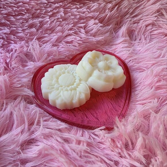 Tallow Face Serum Bars - Picture 4 of 6